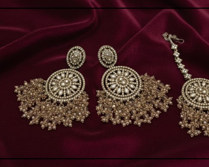 Earring With Tikka
