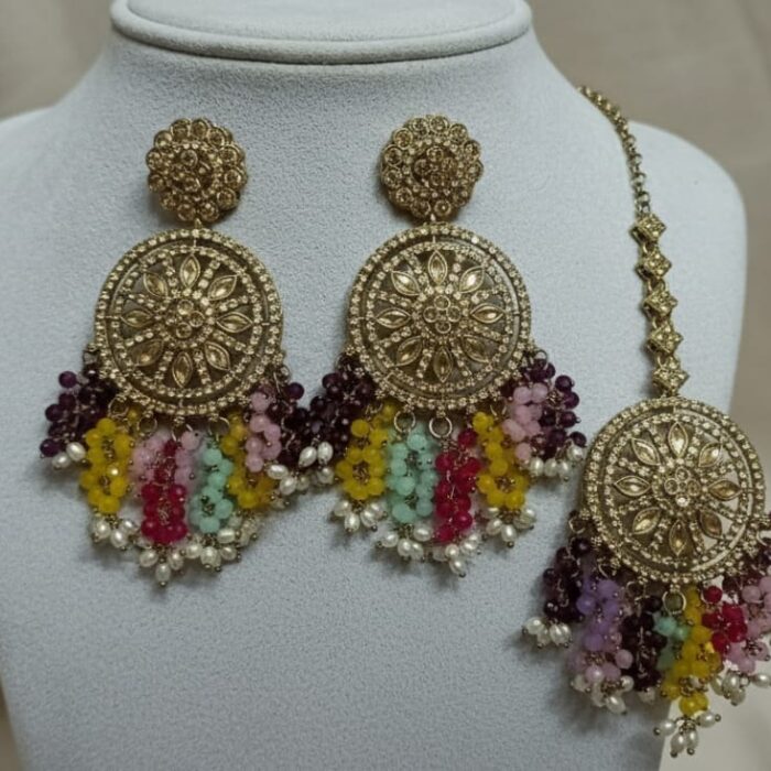 Earring with Tikka